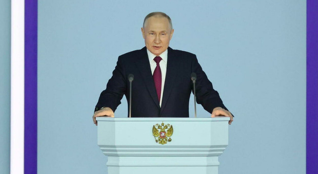 Putin, la nuova minaccia nucleare: «Stop al trattato New Start». Che cosa significa