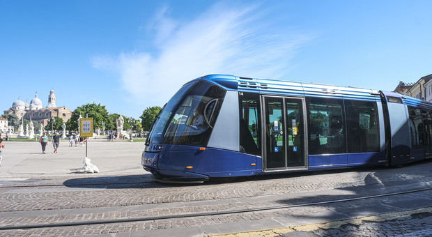 TRAM - Approvato il progetto che porta il mezzo pubblico fino ad Agripolis