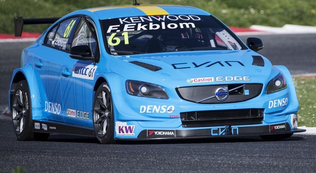 La Volvo S60 TC1 di Fredrik Ekblom che cederà dalla gara portoghese il volante a Robert Dahlgren nella rassegna iridata.