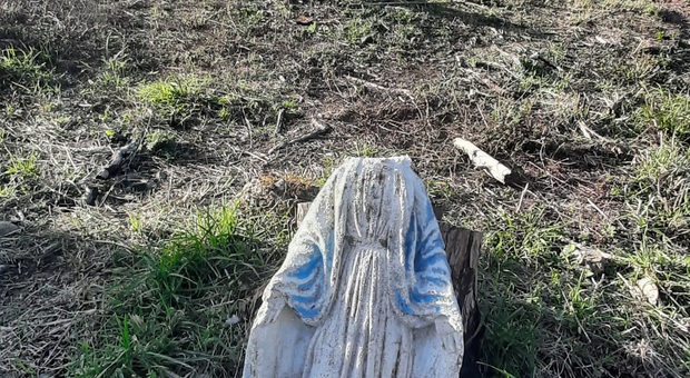 Campi Flegrei, "decapitata" la Madonnina del Montenuovo