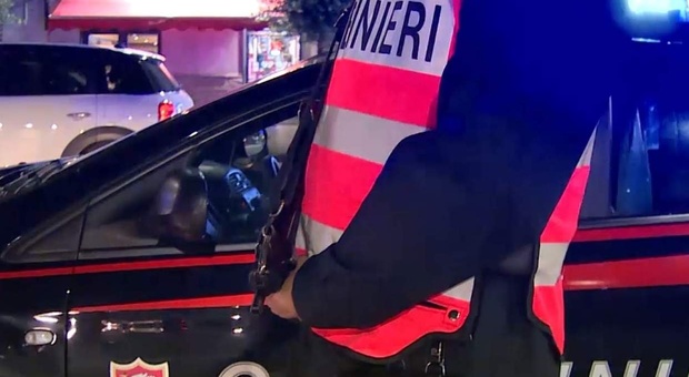 Eroina, crack e hashish nascosti nelle mutandine: 30enne presa dai carabinieri