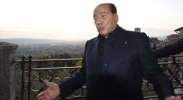 Berlusconi e la lettera anti-dissidenti: «Chi lascia Forza Italia fa la fine di Alfano e Fini»