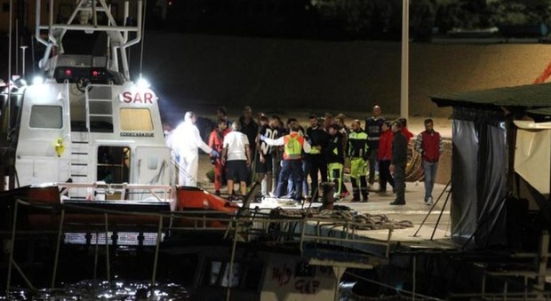 Naufragio a Lampedusa, tra i morti un ragazzo con un tumore: voleva curarsi in Italia