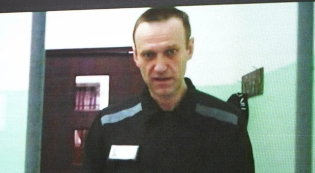 Navalny, l'oppositore di Putin è «scomparso da 3 giorni dopo un incidente di salute. È in pericolo»