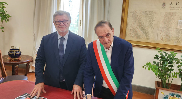 Da sinistra il professor Renato Di Gregorio e il sindaco di Benevento Clemente Mastella