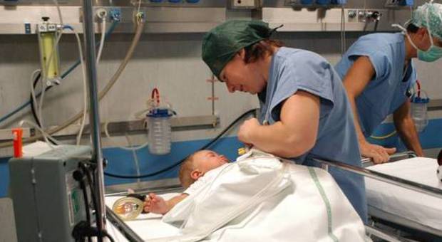 Bimba di 5 anni colpita da meningite Ricoverata d'urgenza a Padova