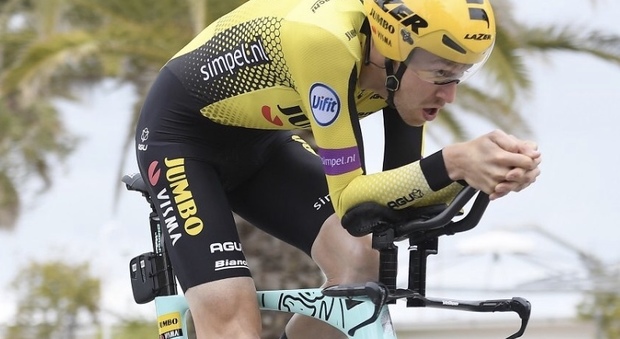 Giro d’Italia, Primoz Roglic maglia rosa virtuale. Per Nibali il secondo miglior tempo