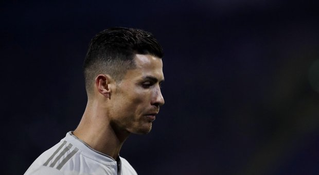 L'ex fidanzata di Cristiano Ronaldo: «Ho prove compromettenti»