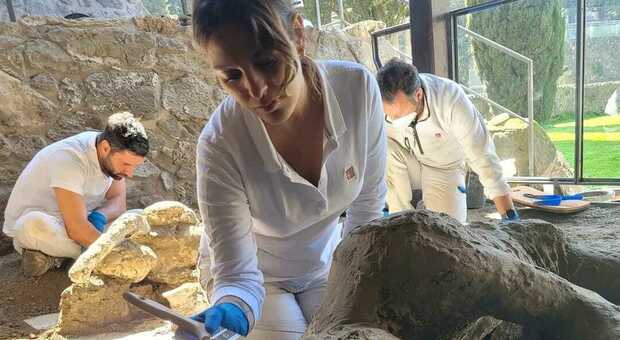 Pompei, restauro in corso per le impronte del dolore