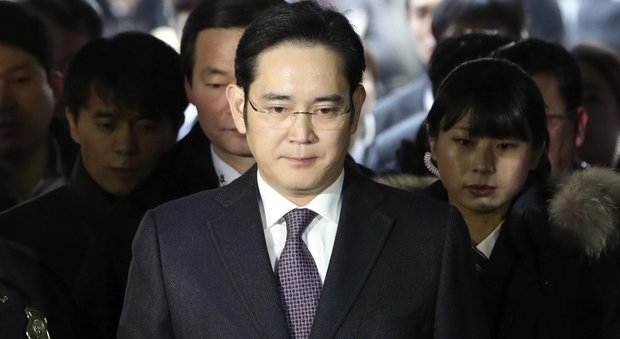 Samsung, arrestato il vicepresidente Lee: è accusato di corruzione