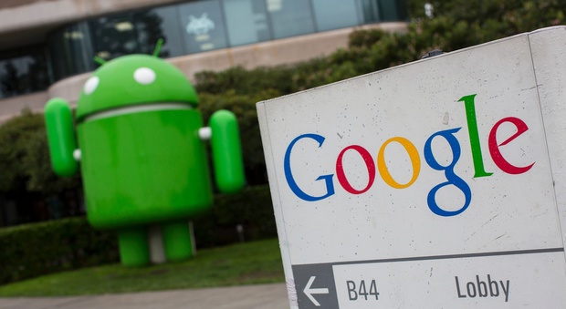 Android e Google sotto attacco hacker: “Già colpiti più di un milione di utenti”