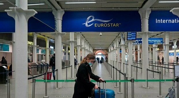 Londra, arrestato 40enne russo all'aeroporto: «È una spia di Putin»
