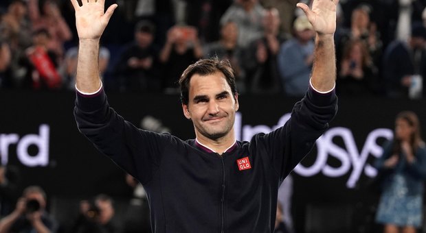 Australian Open, Federer avanza a fatica, vittoria n°100 a Melbourne