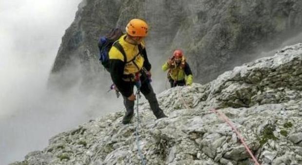 Sorpresi dall'oscurità, 4 alpinisti bloccati in ferrata