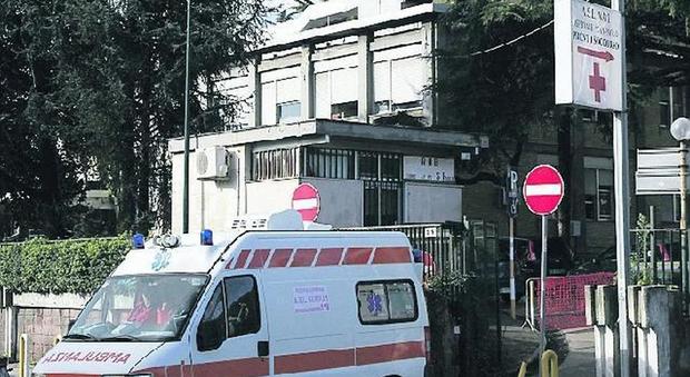 Napoli, morto in ospedale soffocato dalla pizza: sette indagati al San Paolo
