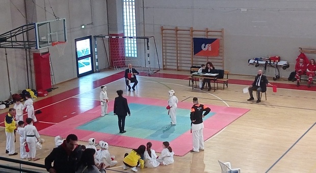Campionato regionale Umbria di karate, pioggia di medaglie per gli atleti guidati dal maestro Roberto Appettecchi