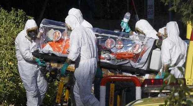 Ebola, l’Europa teme il contagio: «I malati vanno curati in Africa»