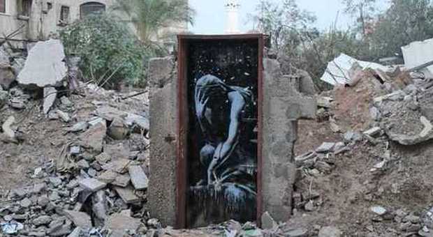 Opera di Banksy venduta per 160 euro a Gaza. L'ex proprietario: mi hanno raggirato