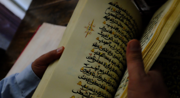 Insegnava il Corano a suon di botte: l'imam rischia l'espulsione