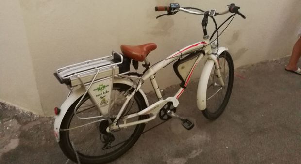 la bicicletta rubata a Ischia dai due minorenni