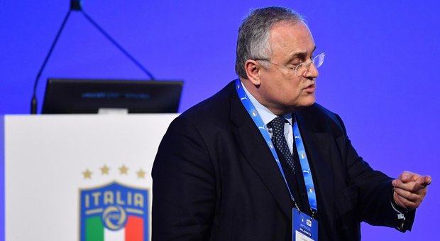 Lazio, Lotito a Nicchi: "Spiegami il Var, senza errori sarei primo"