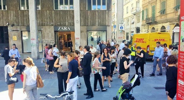 Forte sisma nello spezzino. "Paura da Genova a Livorno" -Live Twitter
