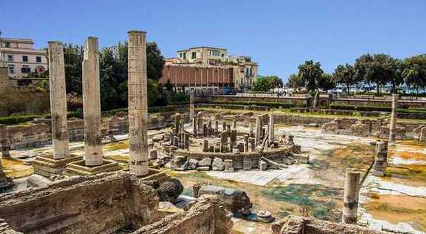 Pozzuoli, dopo duemila anni riapre il mercato romano in occasione di Malazè