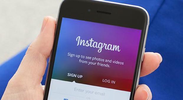Instagram, addio alla sezione “seguiti”: impossibile controllare like e commenti dei followers