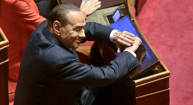 Ruby Ter, la difesa accusa le Olgettine: «Volevano ricattare Berlusconi, il Cav è parte offesa»