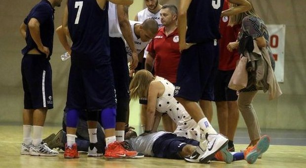 Infarto durante partita di basket: Alessandro, giocatore di A2, è a rischio danni cerebrali