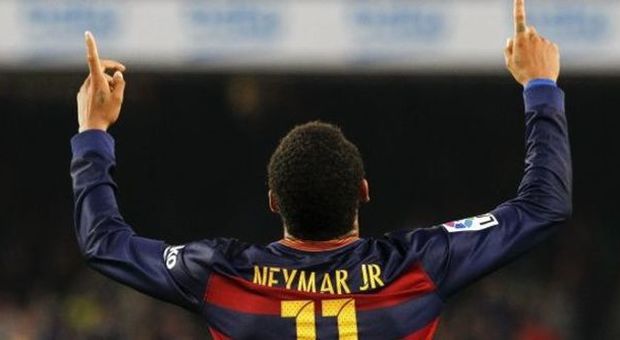 Neymar, gol "alla Pelè" e Barça primo in Liga. Per i blaugrana 11esima vittoria consecutiva