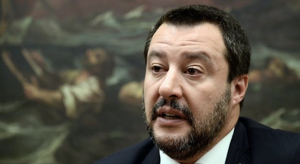 Salvini incalzato dalle Sardine attacca la Nutella per inseguire gli algoritmi dei social