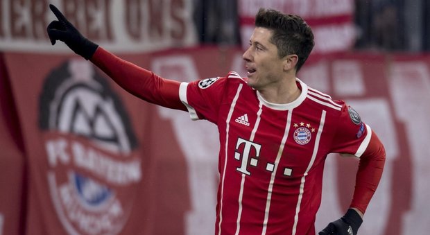 Bayern, Lewandowski rompe con l'agente: vuole lasciare la squadra bavarese