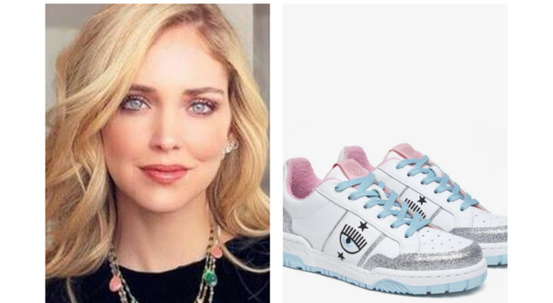 Chiara Ferragni lancia le nuove sneakers con l'iconico occhio, ma non sono più disponibili: fan delusi