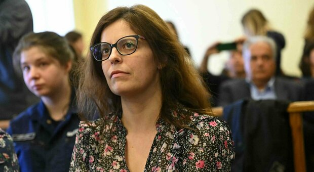 Ilaria Salis accetta candidatura alle Europee con Avs, oggi la firma in carcere a Budapest