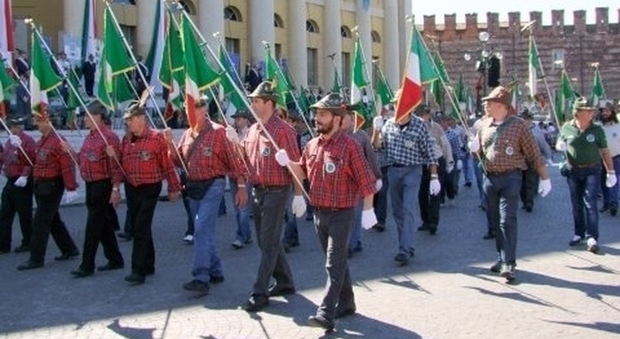 Lungo le strade di Vicenza, tra cui corso Palladio, è stato esposto il tricolore