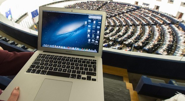 Web tax, la tassa sull'economia digitale non parte: rischio di un buco di 750 milioni di euro