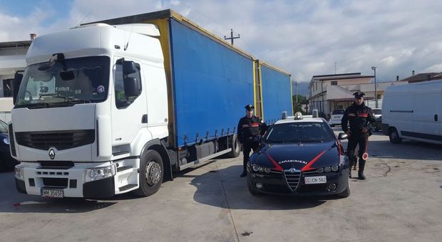 Tir impazzito sulla superstrada Sora-Cassino, l'autista è stato arrestato: era ubriaco