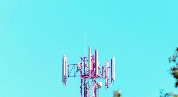 L'ipotesi di nuove antenne per la telefonia a Santa Marinella fa discutere