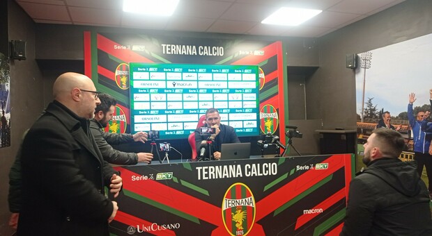 La Ternana perde anche a Cagliari, finisce 2-1