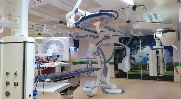 La sala angiografica ibrida dell’ospedale di Rovigo teatro dell'intervento
