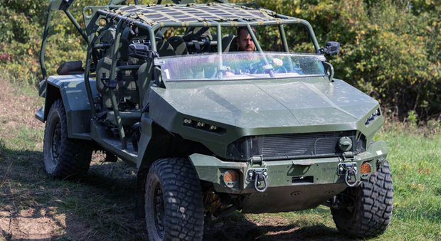 l’Hummer completamente elettrico in versione militare