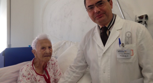 Intervento record nel Cilento. Nonna Luigina, 102 anni operata al San Luca sta bene ed invita tutti al suo compleanno.