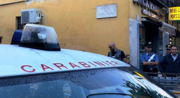 Roma, Salvatore Casamonica si consegna ai carabinieri: era sempre scampato alla cattura