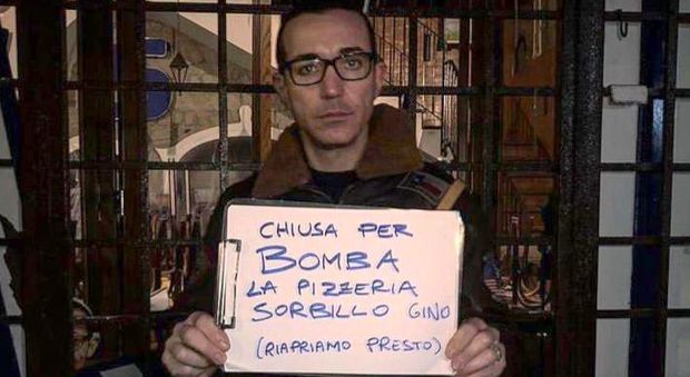 Sorbillo, bomba esplode nella storica pizzeria: «Non smetterò di amare Napoli»