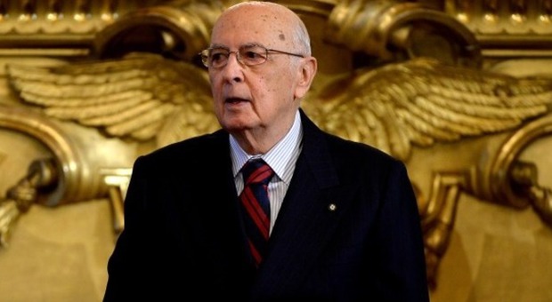Napolitano, la pensione per il dopo Colle è d'oro: maggiordomo, autista e 15mila € al mese