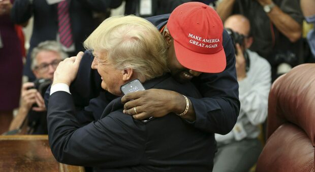 Usa 2020, 50 Cent sta con Trump: «Non me ne frega niente che non gli piacciano i neri»