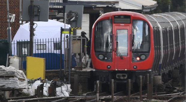 L'attentato alla metro di Londra nel 2017