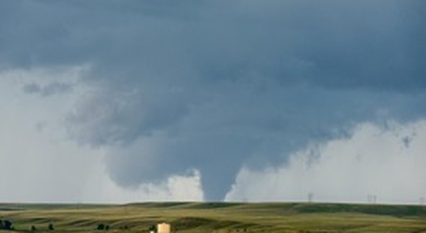 Registrato un potente tornado in una zona rurale della Russia