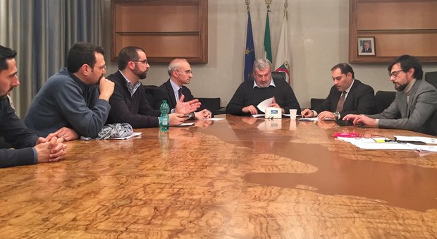 Ilva, Taranto e la Regione inviano proposta in 21 punti In mattinata l'incontro in Ministero